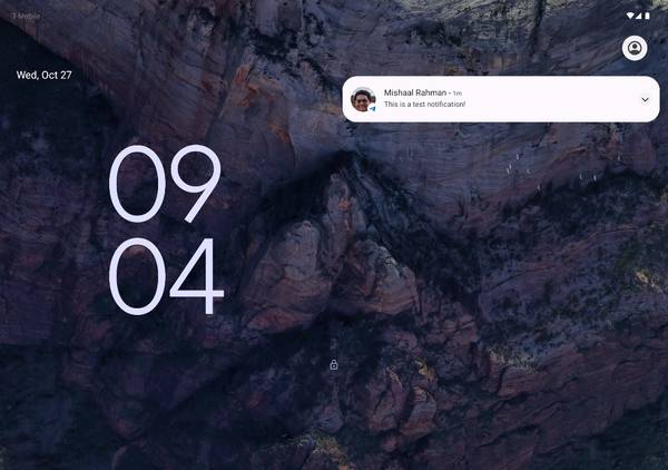 Android 12L lockscreen