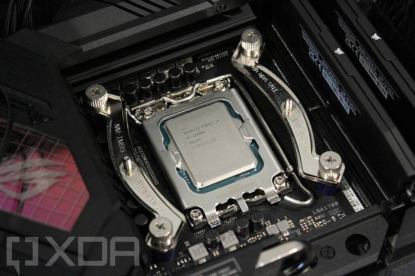 Intel 12th-gen Core processor in LGA 1700 socket