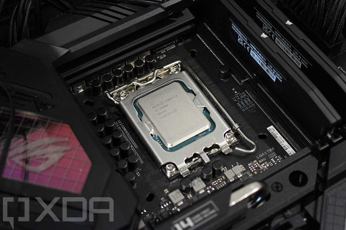 Intel 12th-gen Core processor in LGA 1700 socket