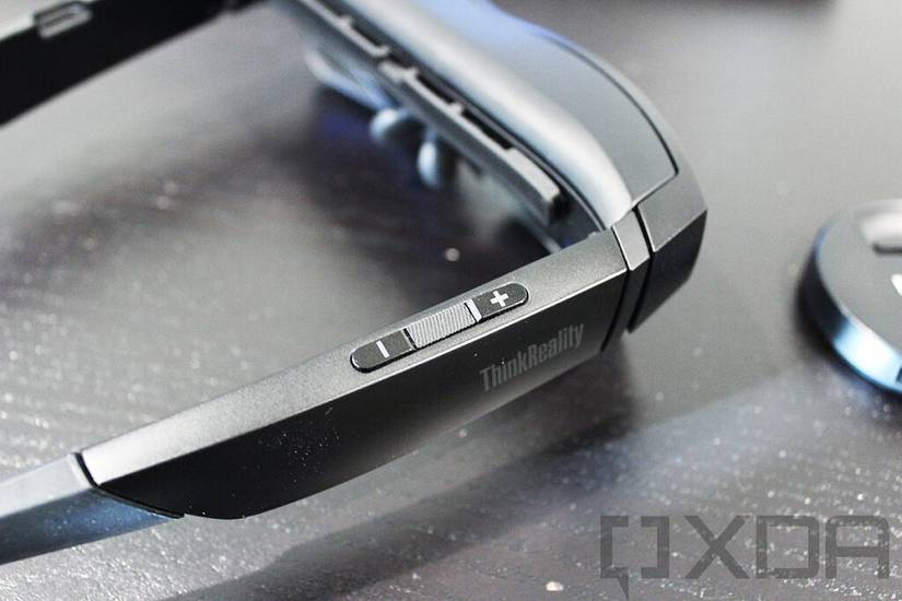 Volume switch on Lenovo ThinkReality A3