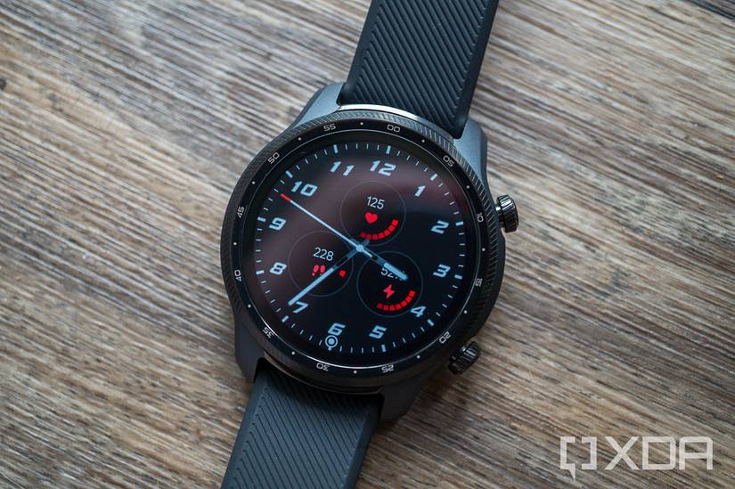 Mobvoi TicWatch Pro vs TicWatch Pro Ultra: Which wearable is