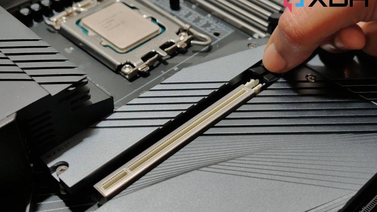 PCIe 6.0 hardware to launch in 2024, followed by PCIe 7.0 in 2027