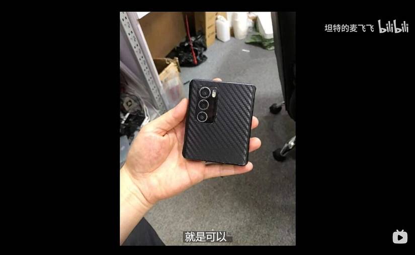 Modder turns LG Wing into a small smartphone without the swivel