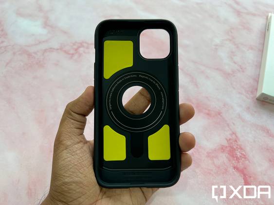 Checking out Spigen's iPhone 13 Pro case and accessory lineup