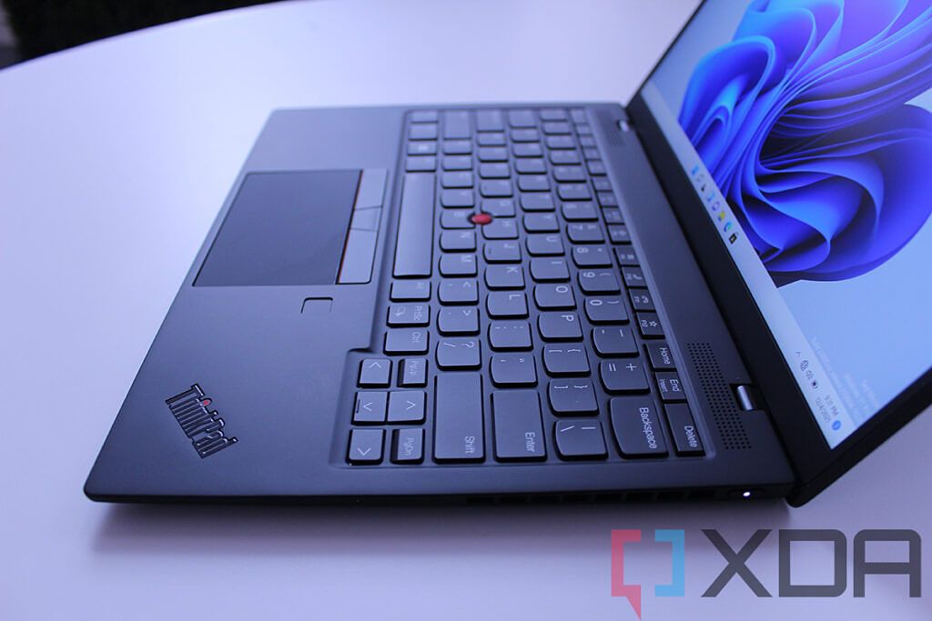 Lenovo ThinkPad X1 Nano Gen 2 vs Dell Latitude 7330 Ultralight