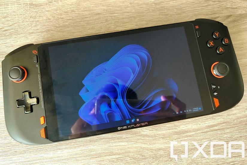ONE XPLAYER Mini on the Windows desktop