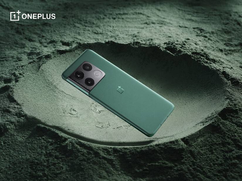 OnePlus 10 Pro in Green