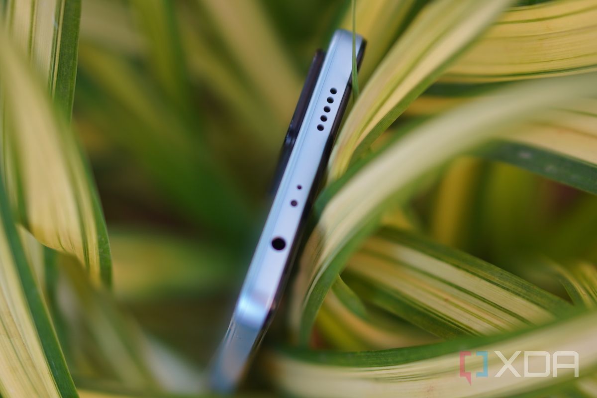 Xiaomi 11i top