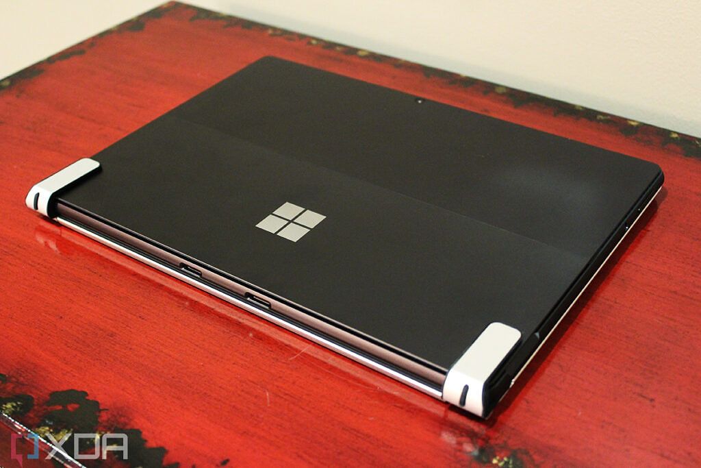 Brydge SP Plus review: Turning the Surface Pro 8 into a laptop