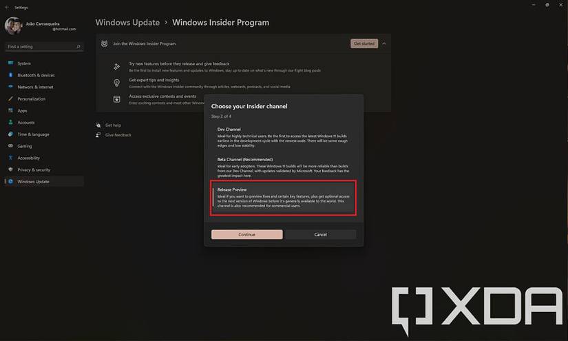 Add the time and date to the taskbar on a second monitor in Windows 11
