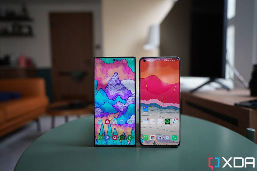 Galaxy S22 Ultra and OPPO Find X5 Pro