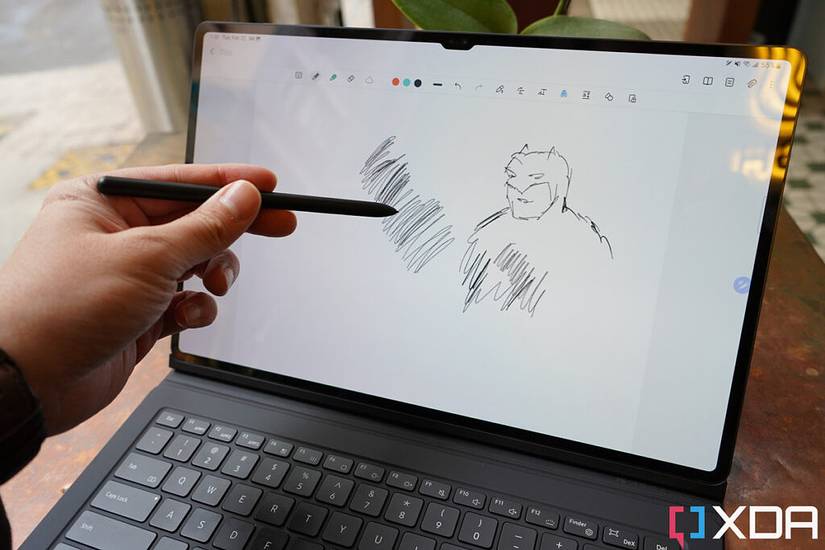 Sketching on the Tab S8 Ultra