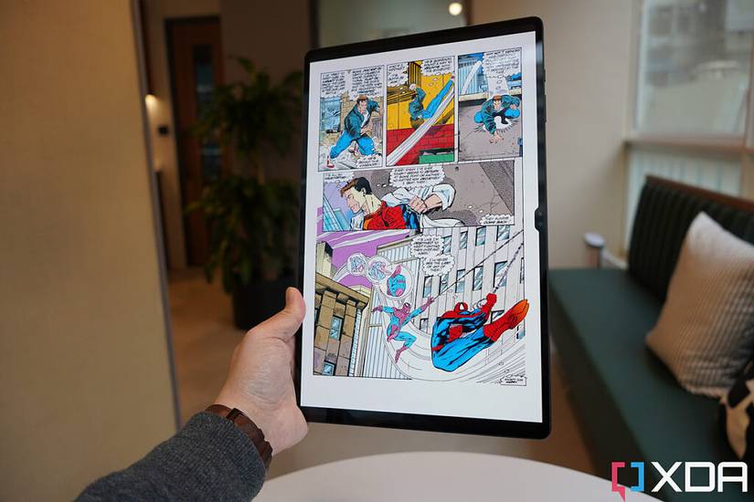 Reading comics on the Tab S8 Ultra.