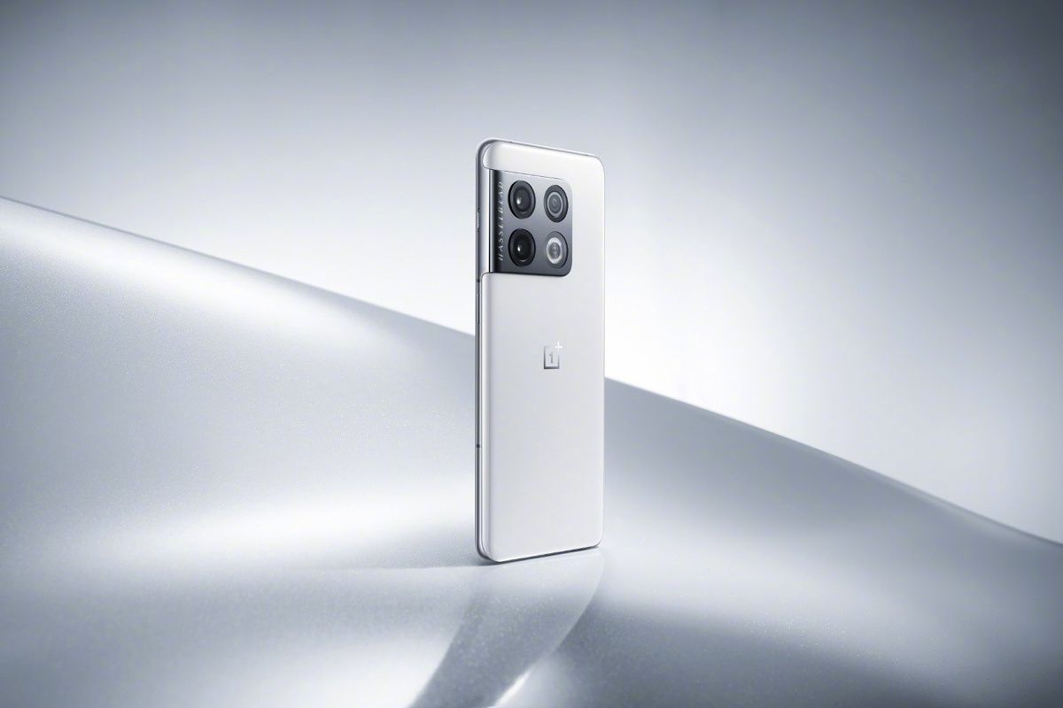 OnePlus 10 Pro Extreme Edition with 512GB storage and Ceramic