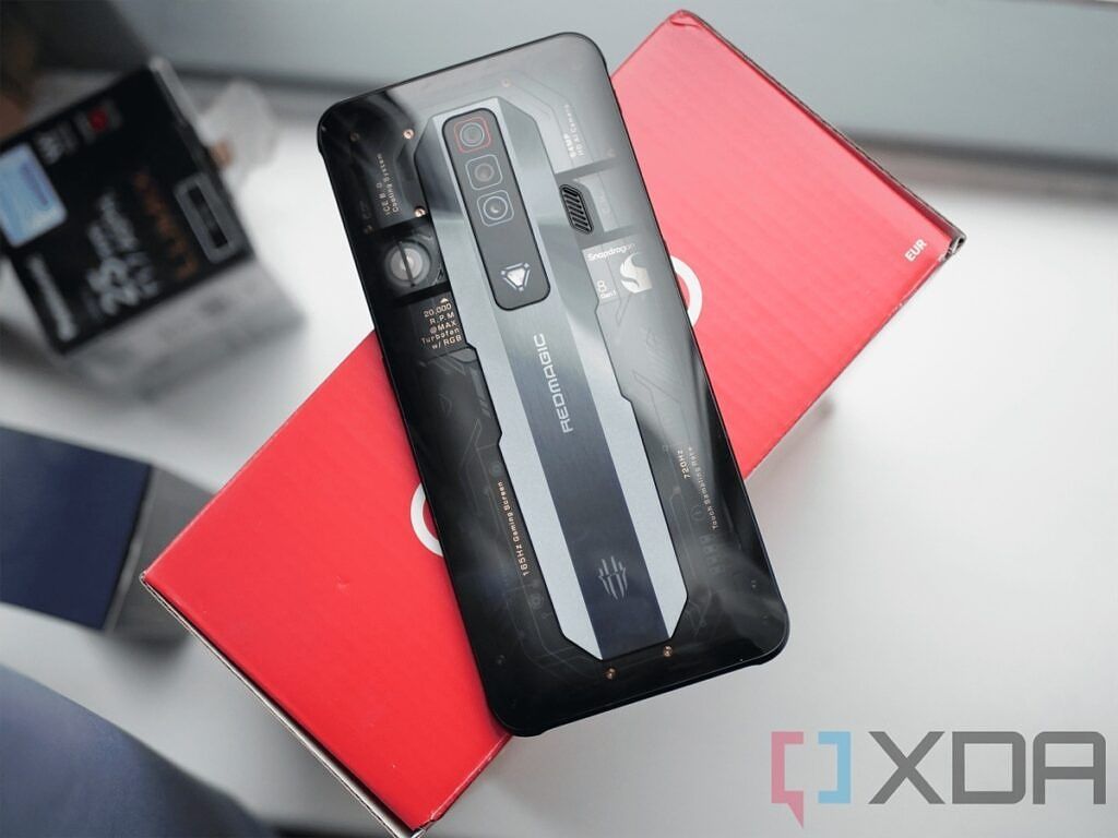 RedMagic 7 Review: The ultimate smartphone hardware, with one