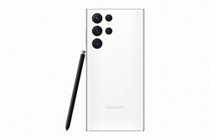 With the top-of-the-line Galaxy S22 Ultra, Samsung is offering enhanced credit of up to $900 and $150 of Samsung Credit toward accessories.
