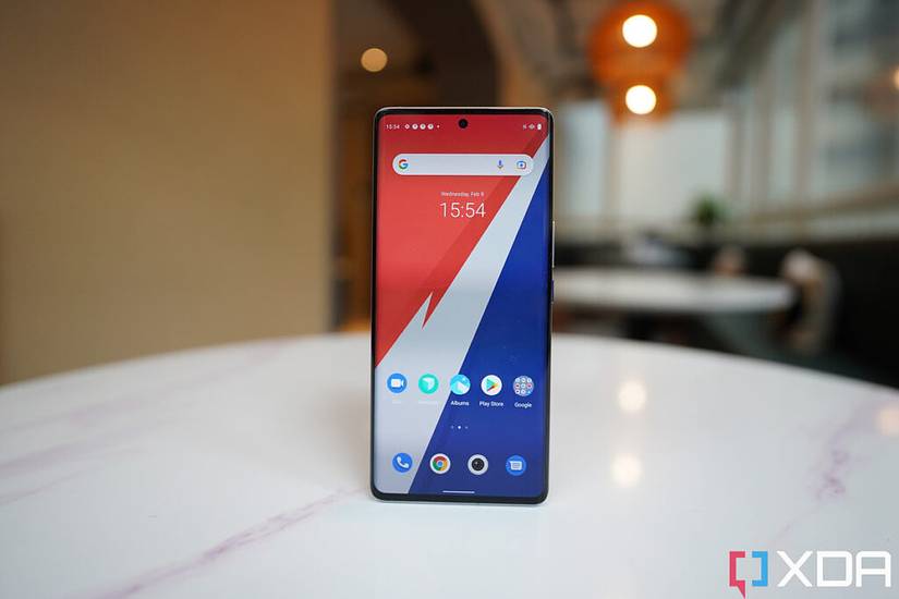 iQoo 9 Pro screen