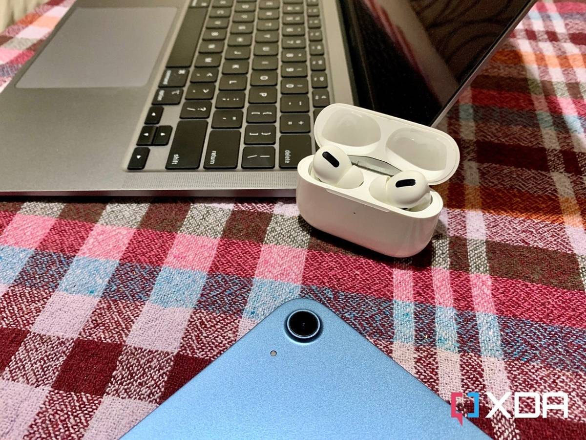 How to enable or disable the AirPods automatic device switching