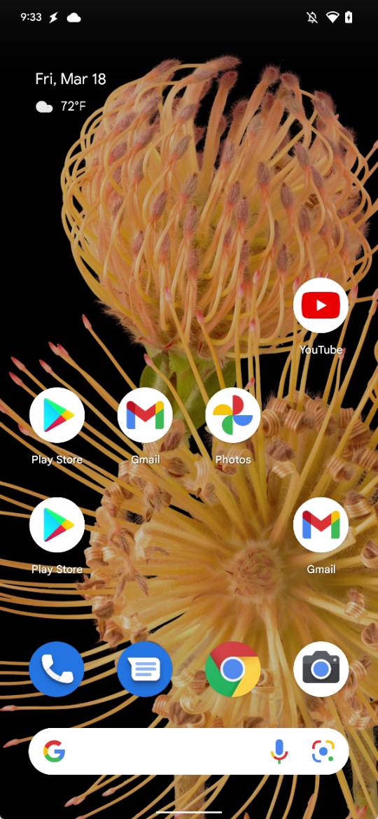 Android 13 wallpaper dimming feature in action