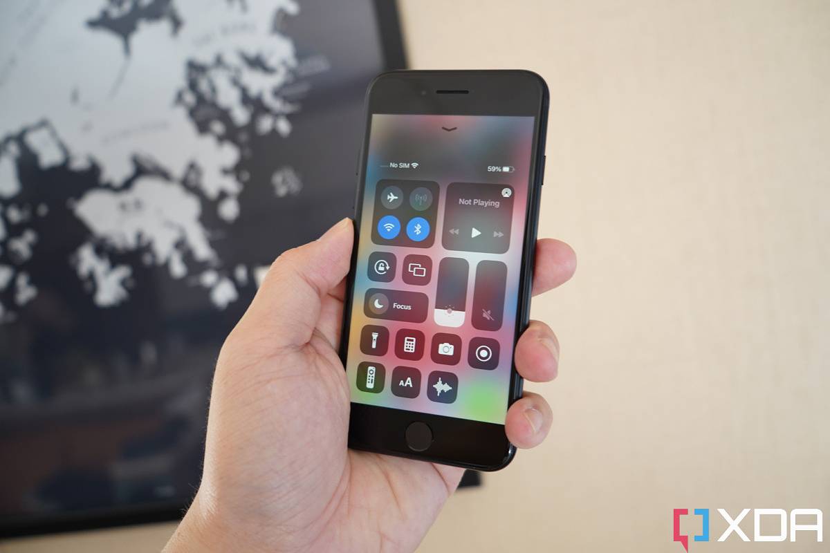iPhone SE 3