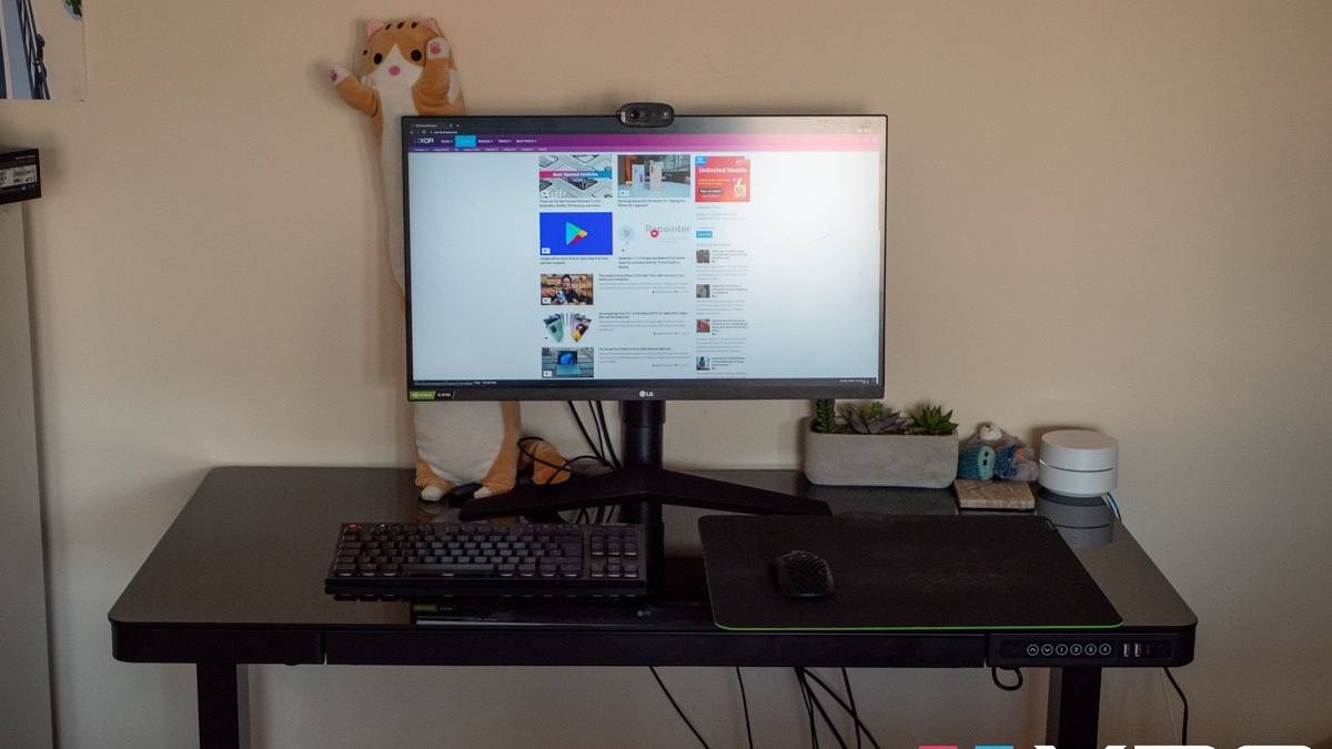 FlexiSpot EG8 Standing Desk Review: A genuine home office improvement