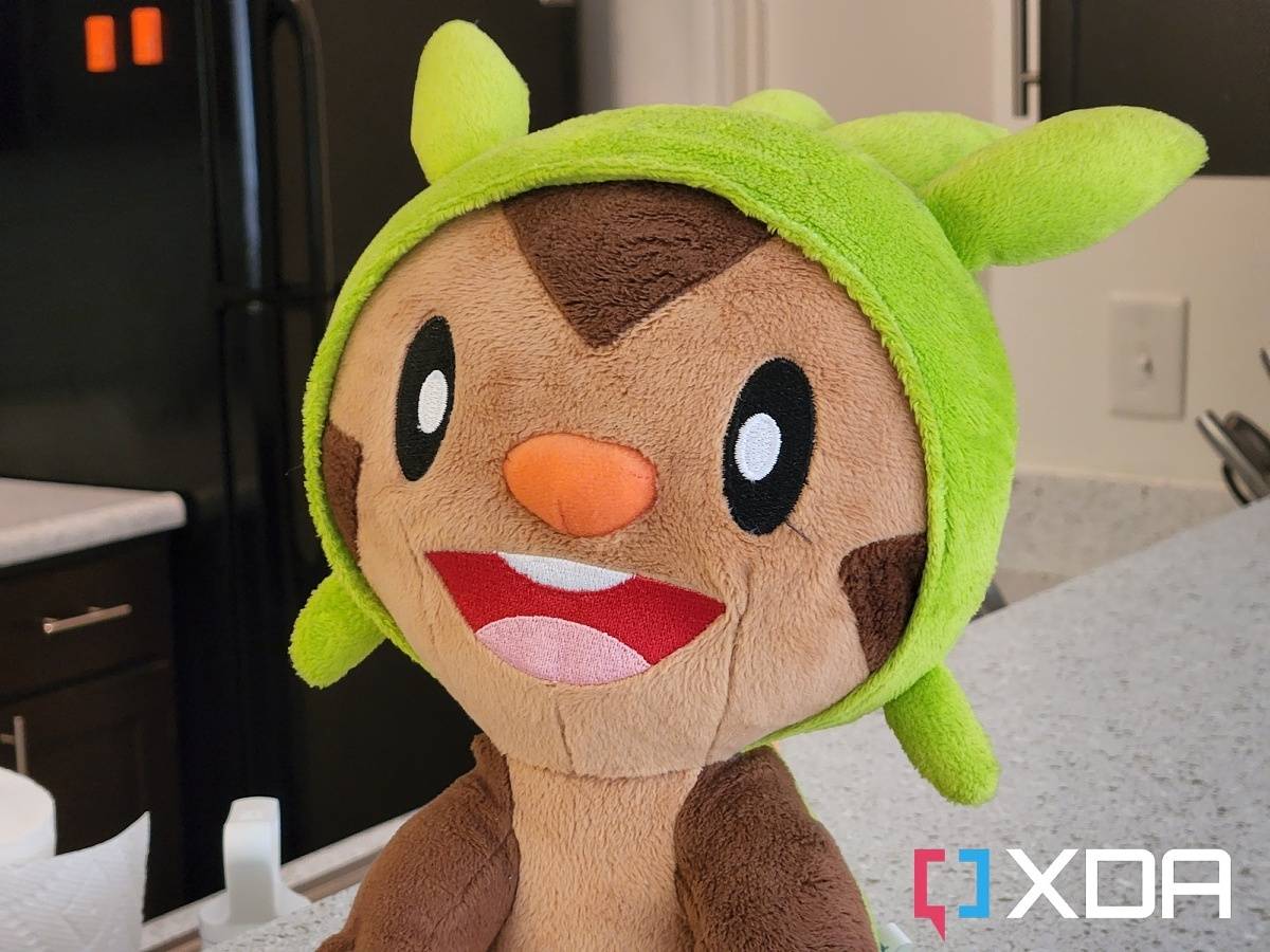 Photo of a Chespin plush with no blur effect