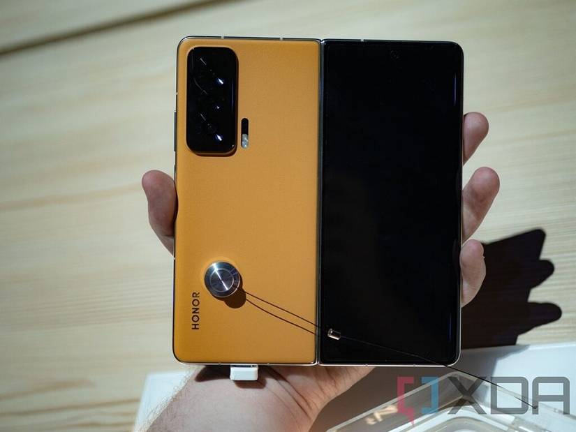 The unfolded Honor Magic V from behind