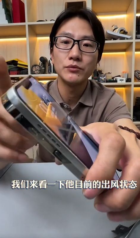 This modder built an iPhone 13 Pro Max 