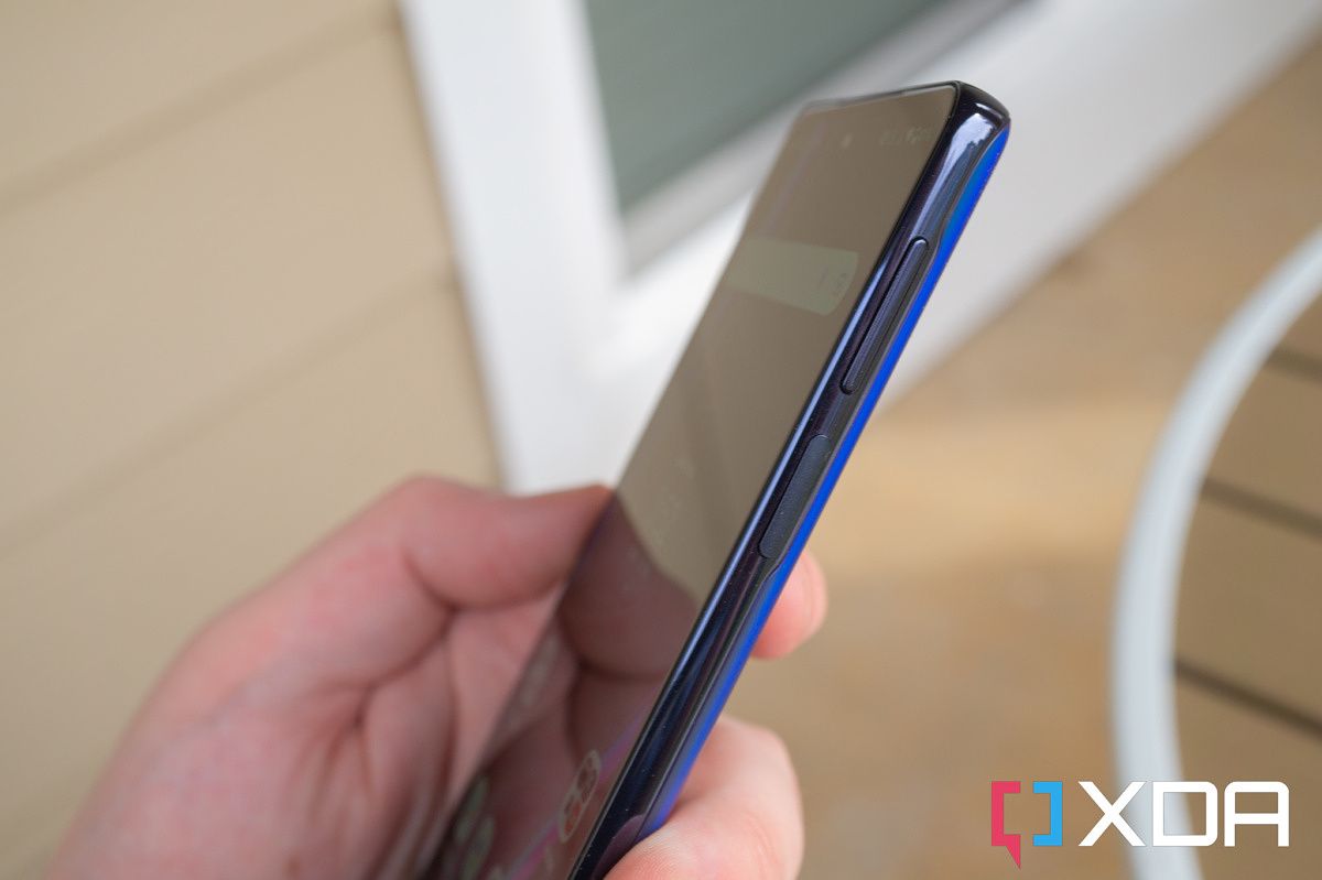 Side of Moto Edge Plus