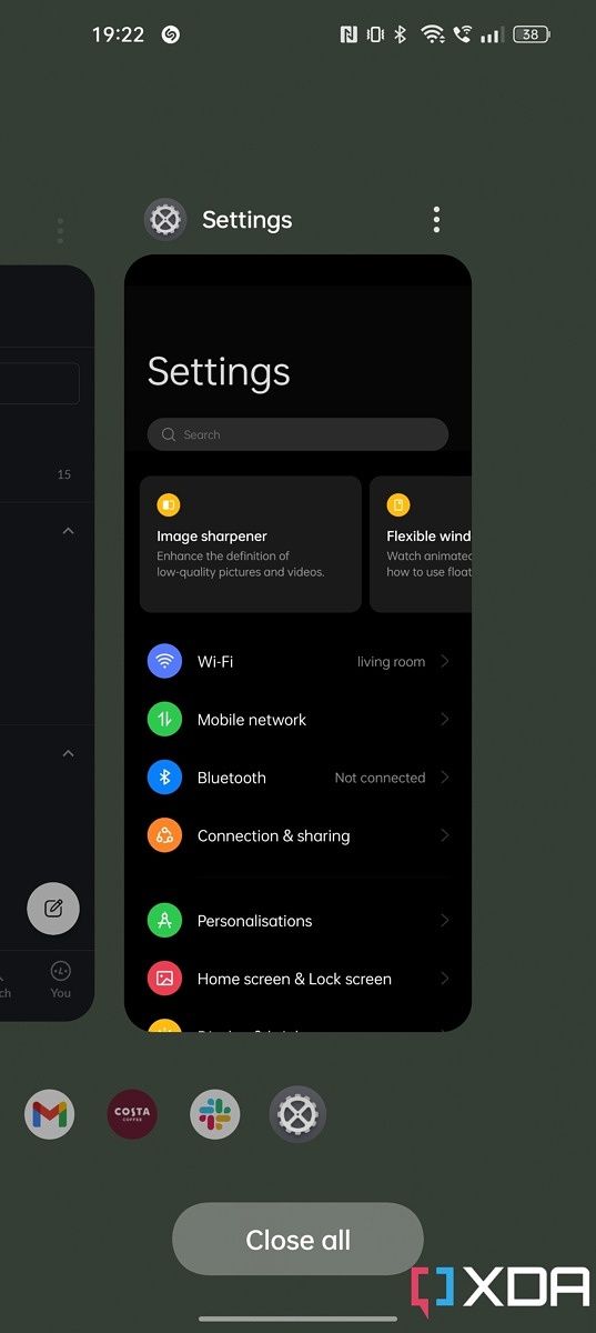 Realme GT 2 Pro multitasking
