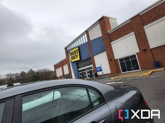 Photo of a Best Buy store