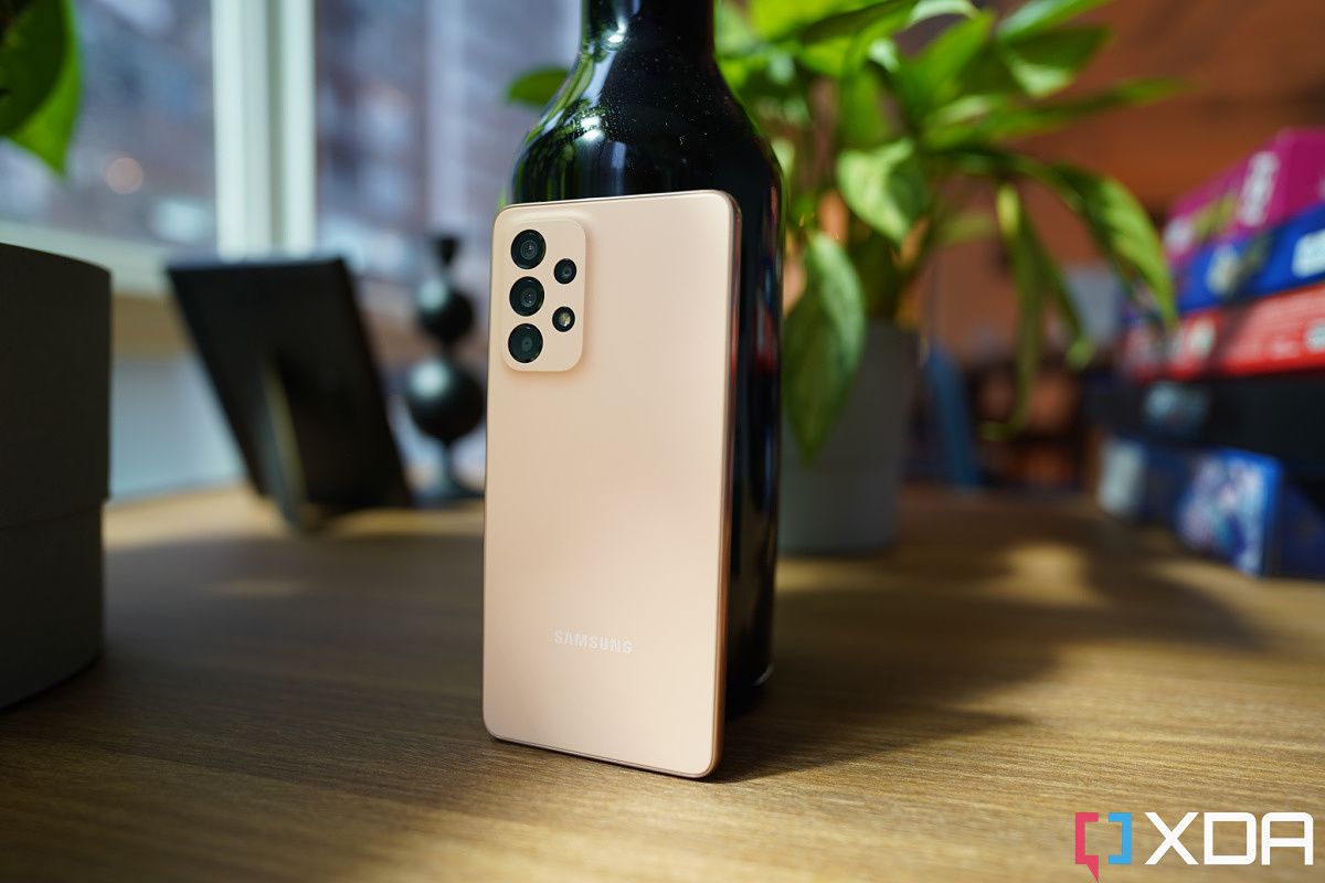 Samsung Galaxy A53 5G ホワイト SC-53A Samsung Galaxy A53 5G Awesome White 256GB + 8GB Dual-SIM Unlocked