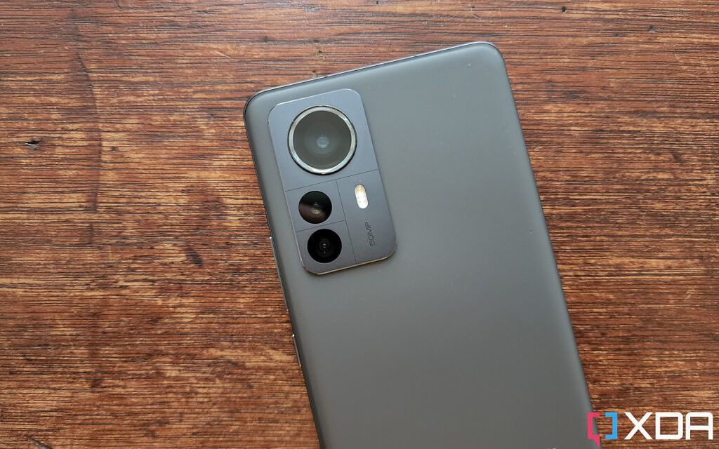 Xiaomi 12 Pro Review: The hot flagship living in the shadow of an