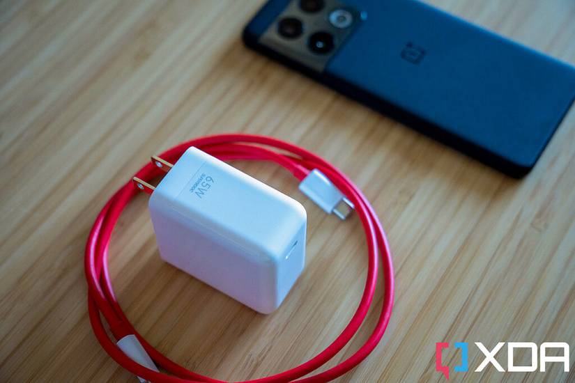 65W SuperVOOC fast charger for the OnePlus 10 Pro sold in North America