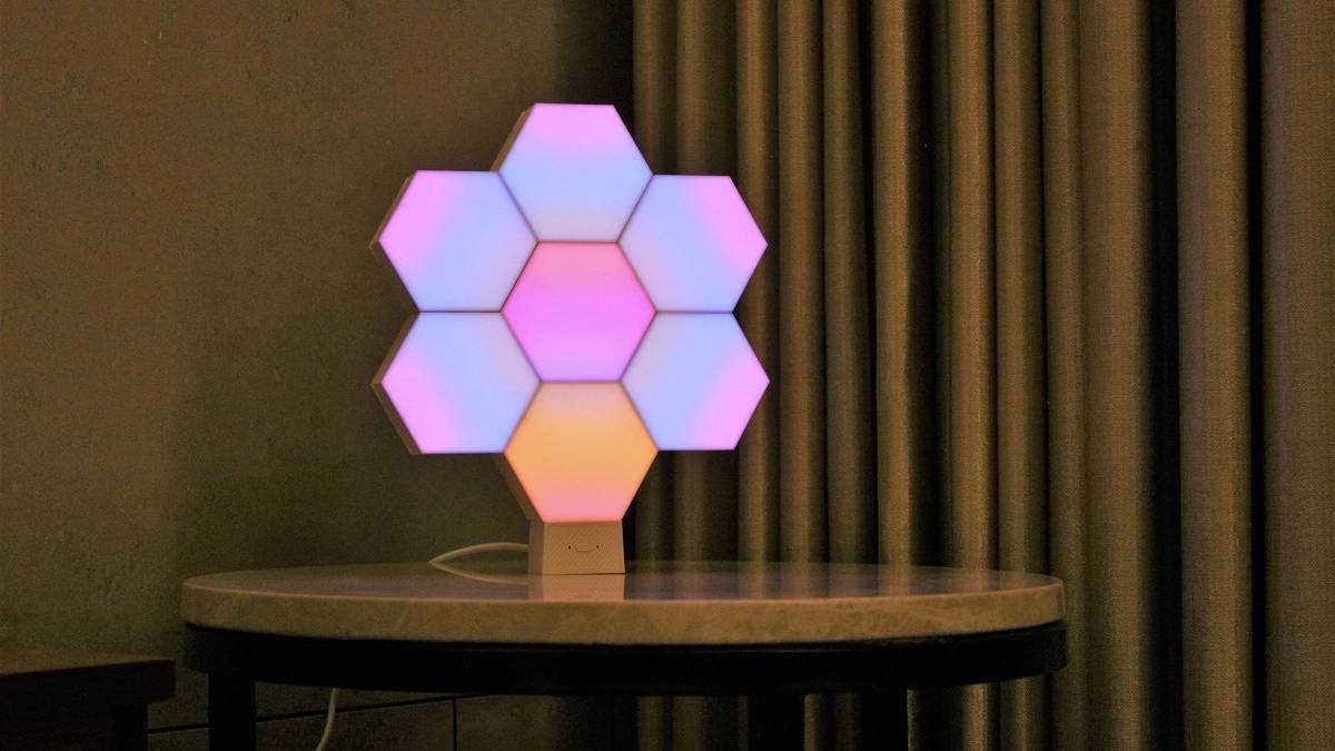 Cololight Hexagon Light Plus Kit Review: Affordable light panels that ...