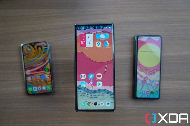 Vivo X Fold (middle) along with Samsung and OPPO's foldables