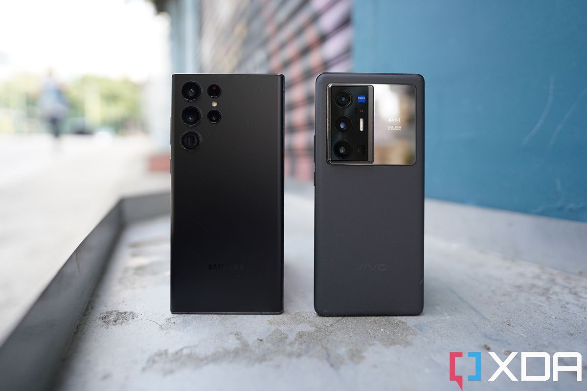 Galaxy S22 Ultra and Vivo X70 pro Plus