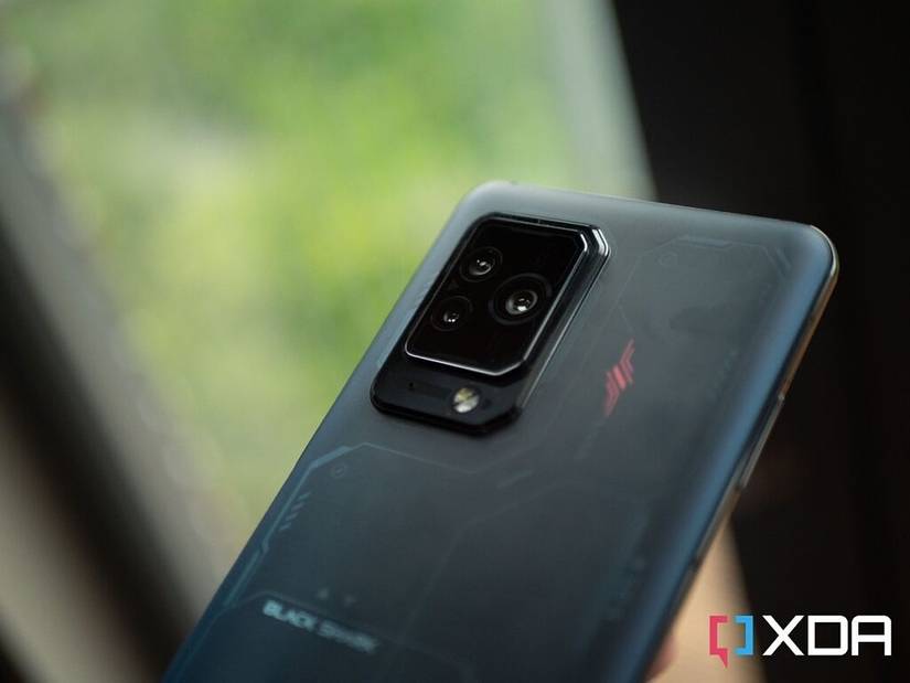 The back camera of the Black Shark 5 Pro