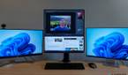 LG DualUp Monitor with Photoshop and tutorials open