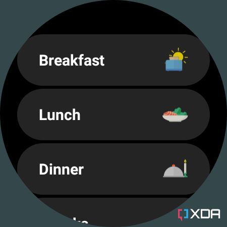 Options to log breakfast, lunch, and dinner in Lifesum Wear OS app