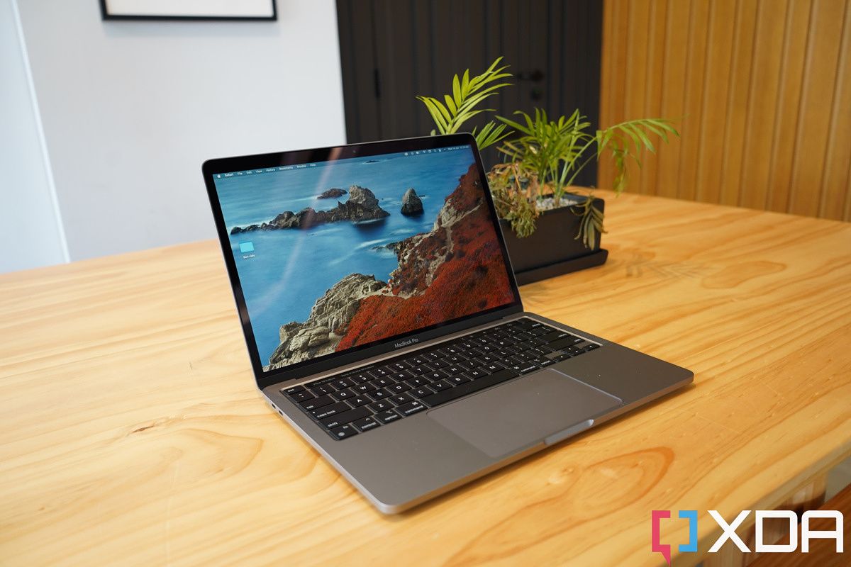 【スポドリ】MacBook Pro 2022 13インチ MacBook Pro (13-inch, M2, 2022) - 技術仕様 - Apple サポート