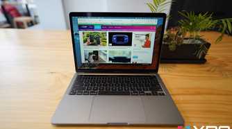 Front view of the MacBook Pro 13 display