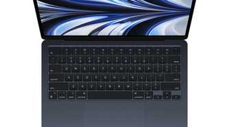 The 2022 MacBook Air offers the M2 chip, a 13.6-inch display, and a redesigned chassis with MagSafe support.