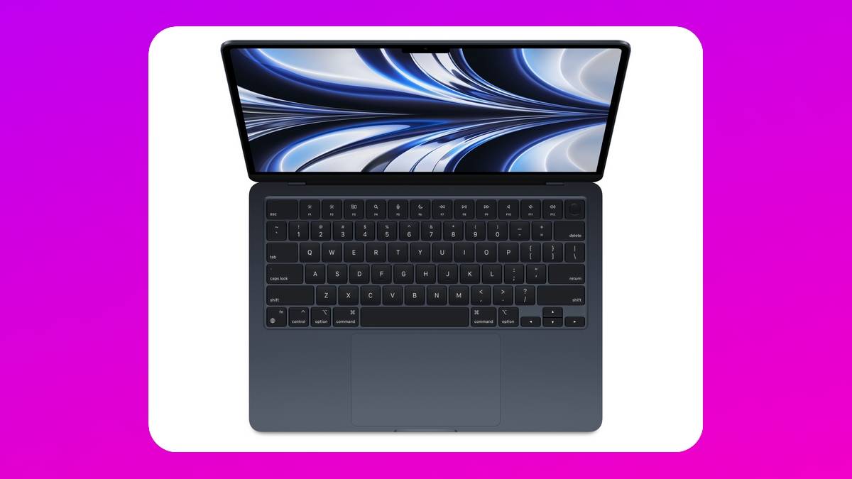 Does the MacBook Air M2 (2022) have a good battery life?