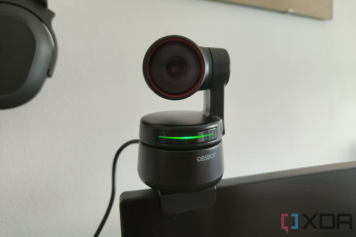 Obsbot Tiny 4K webcam Review: High-quality video with smart