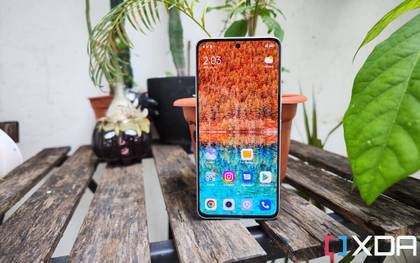 The Xiaomi 12 Lite is a compact phone with a great value-to-price ratio