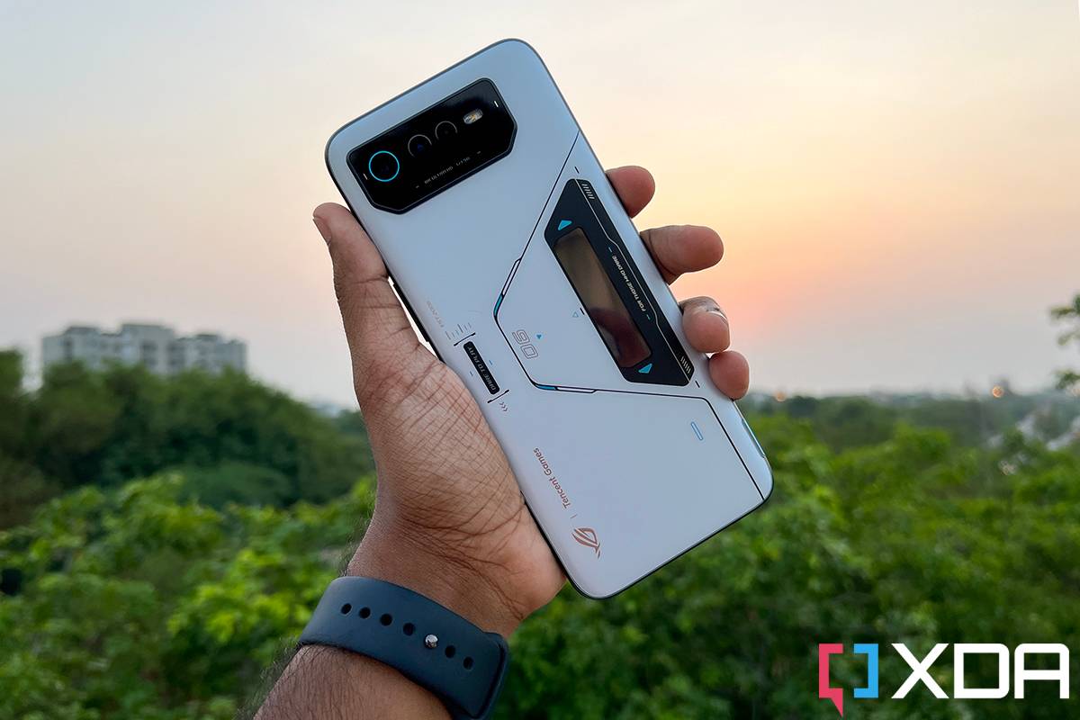 ASUS-ROG-Phone-6-Pro-Featured- 