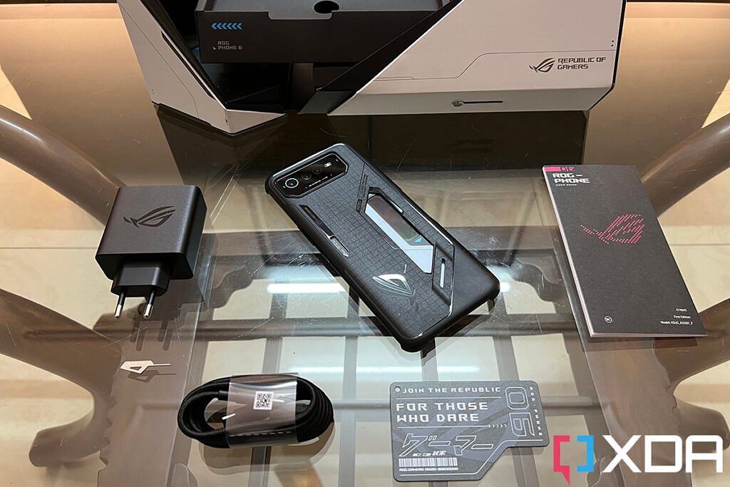 What do you get inside the Asus ROG Phone 6 Pro box?