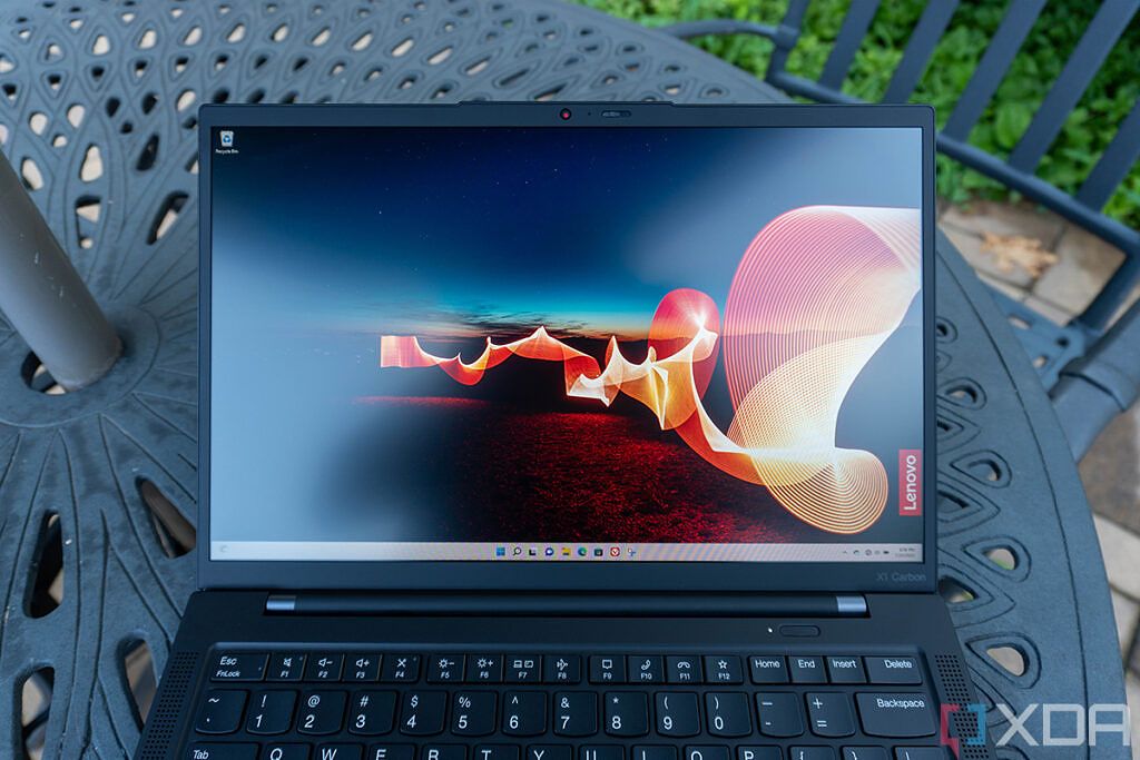 Lenovo ThinkPad X1 Carbon Gen 10 review: For business productivity