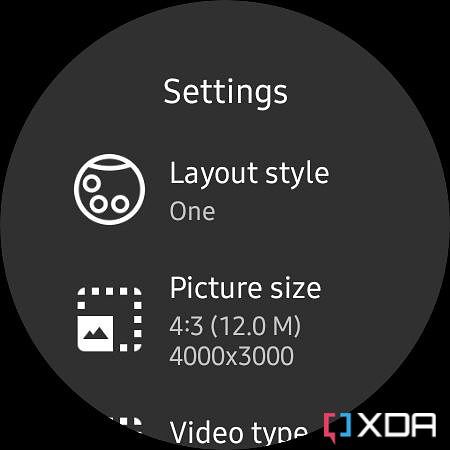 Screenshot of Camera One app settings on Galaxy Watch 4.